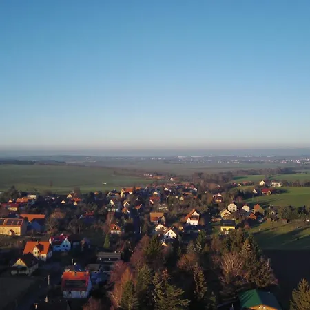 Gluecksklee 公寓 萨兰德特