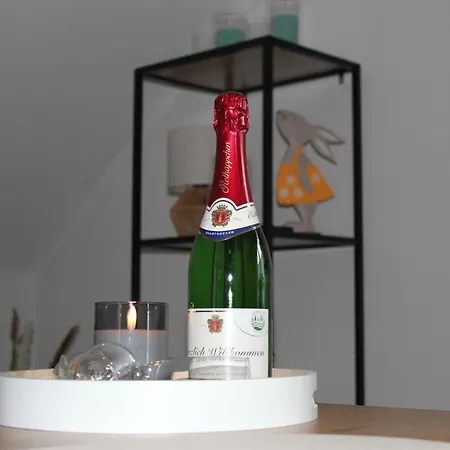 Gluecksklee Apartment *